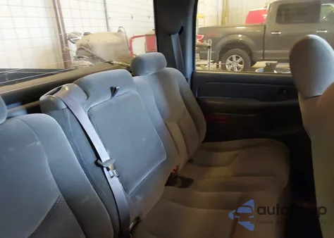 2005 Chevrolet Silverado 1500 Ls z USA, uszkodzony, nr VIN 2GCEC13T951382016